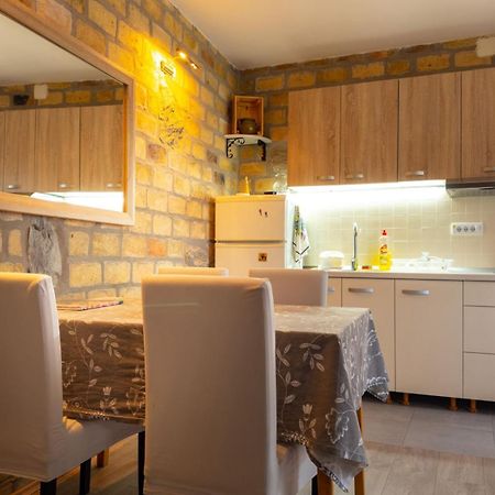 Appartamento Bakina Kuca Golubac Esterno foto