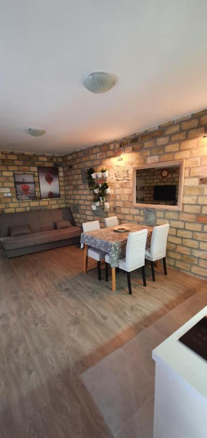 Appartamento Bakina Kuca Golubac Esterno foto